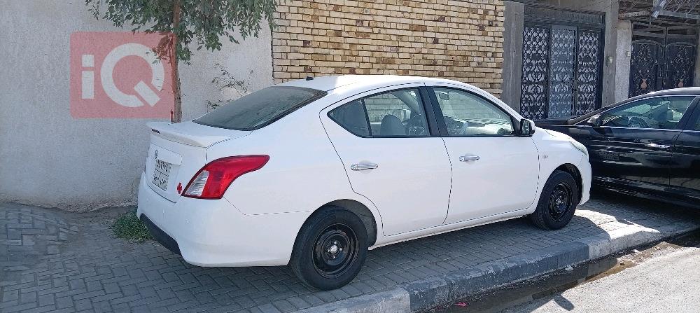 نیسان سەنی